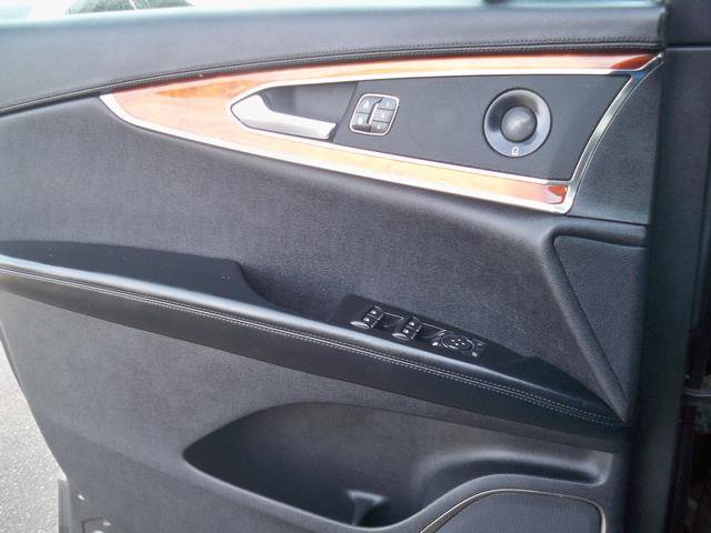 Used 2019 Lincoln Nautilus Reserve w/ Cargo Utility Package image 15