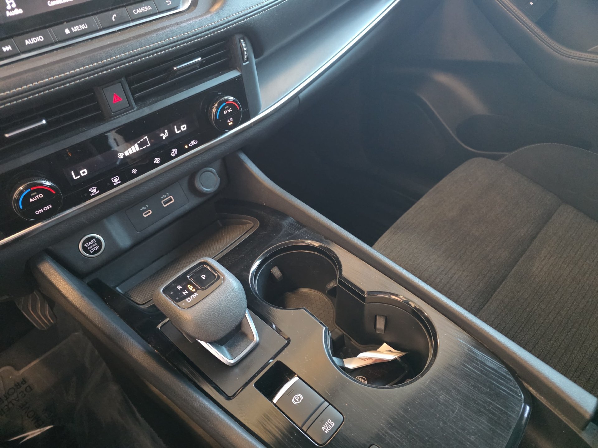 Used 2023 Nissan Rogue SV FWD image 23