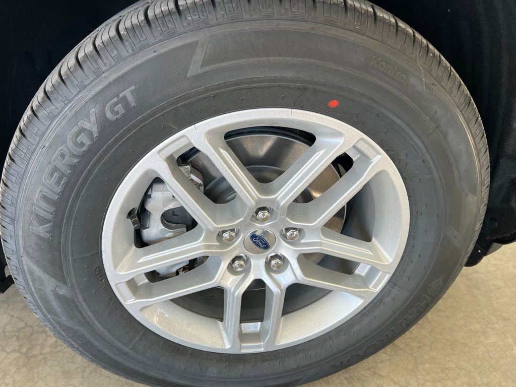 New 2026 Ford Explorer Active image 30