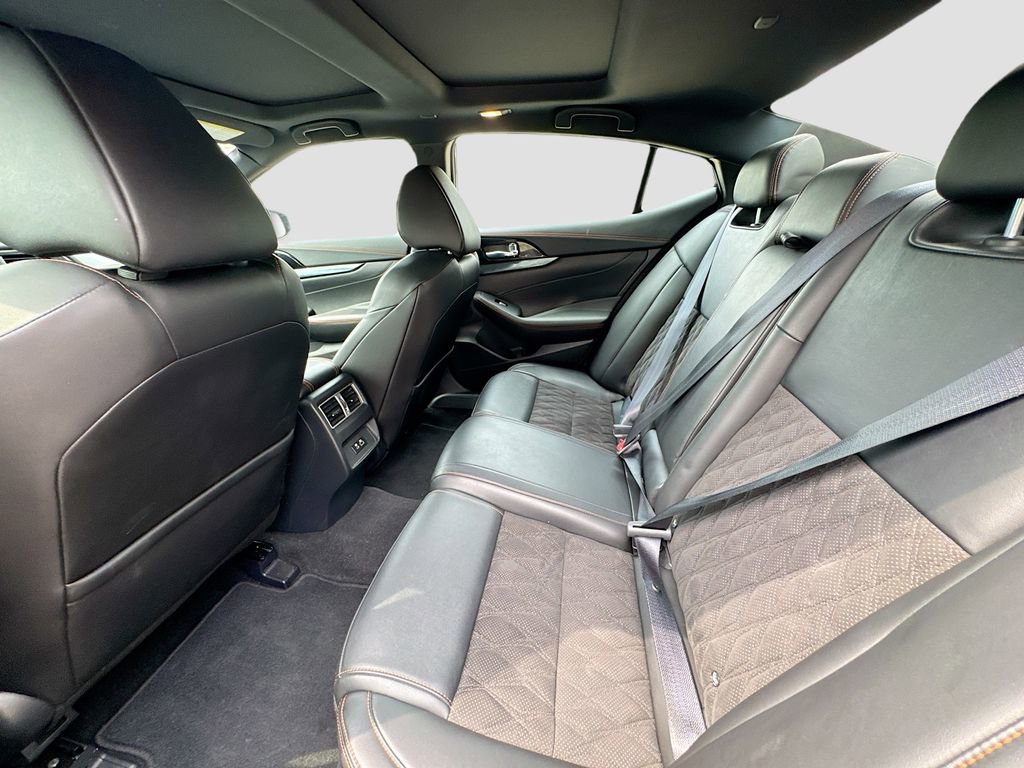 Used 2023 Nissan Maxima SR w/ Sport Mat Group FWD image 26