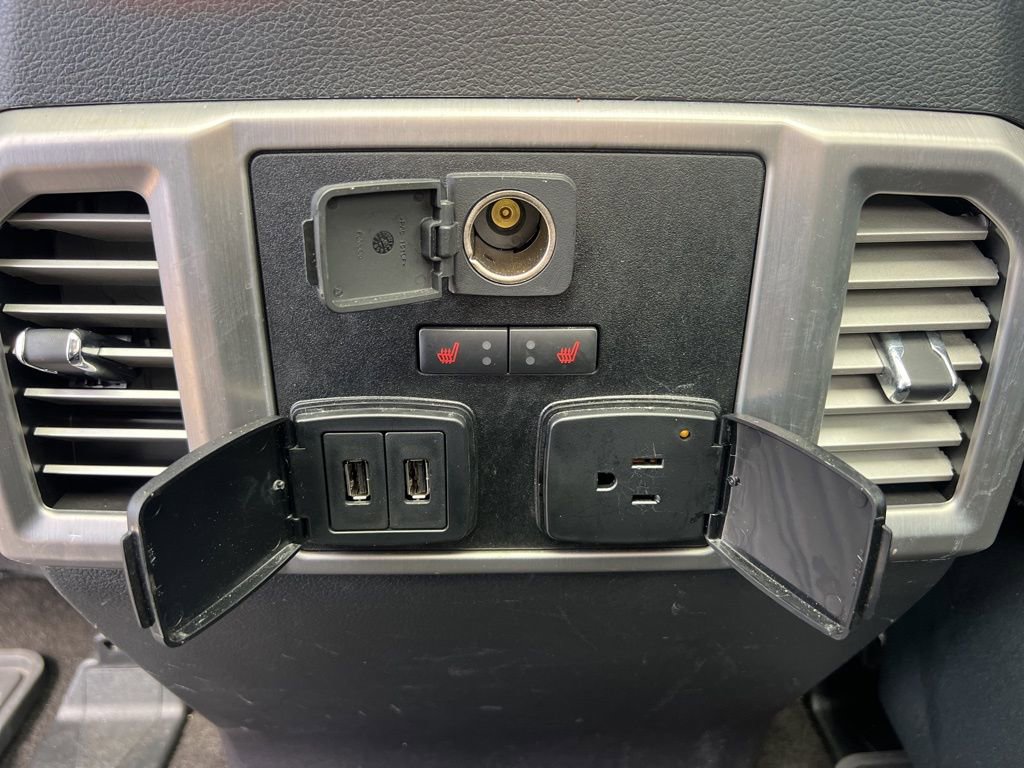 Certified 2020 Ford F150 Platinum w/ Equipment Group 701A Luxury image 18