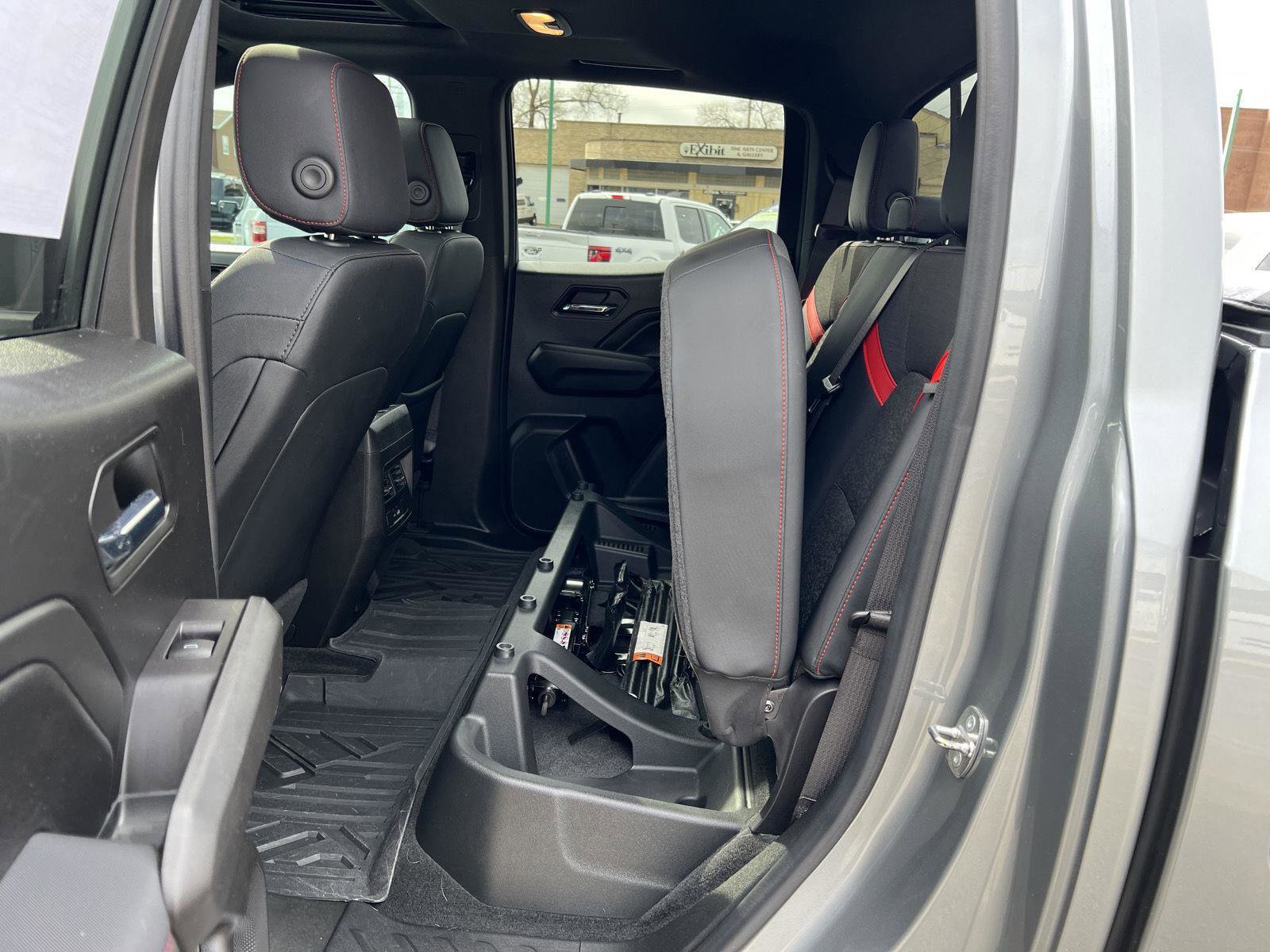 Used 2023 Chevrolet Colorado Z71 w/ Advanced Trailering Package image 44