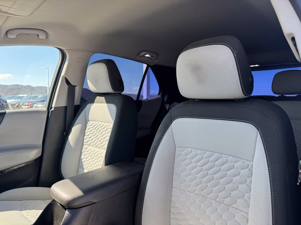 Used 2019 Chevrolet Equinox LS w/ LPO, Blackout Package FWD image 23