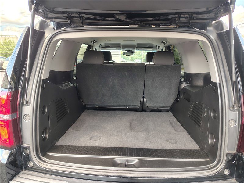 Used 2019 Chevrolet Tahoe LS w/ Enhanced Driver Alert Package image 33