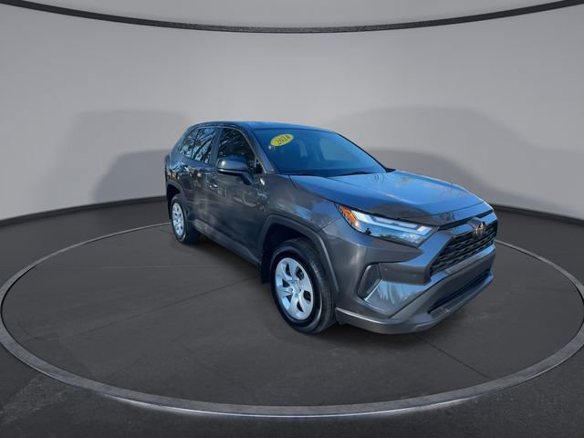Used 2024 Toyota RAV4 LE image 3