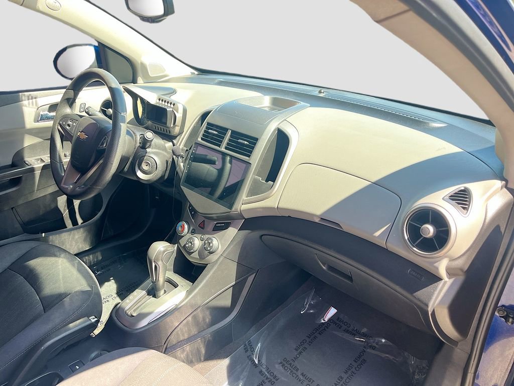 Used 2014 Chevrolet Sonic LT FWD image 26