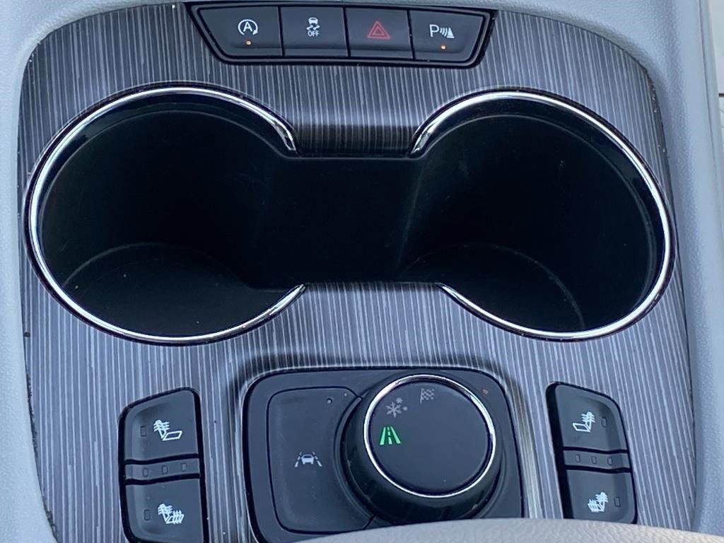 Used 2023 GMC Acadia SLT image 10