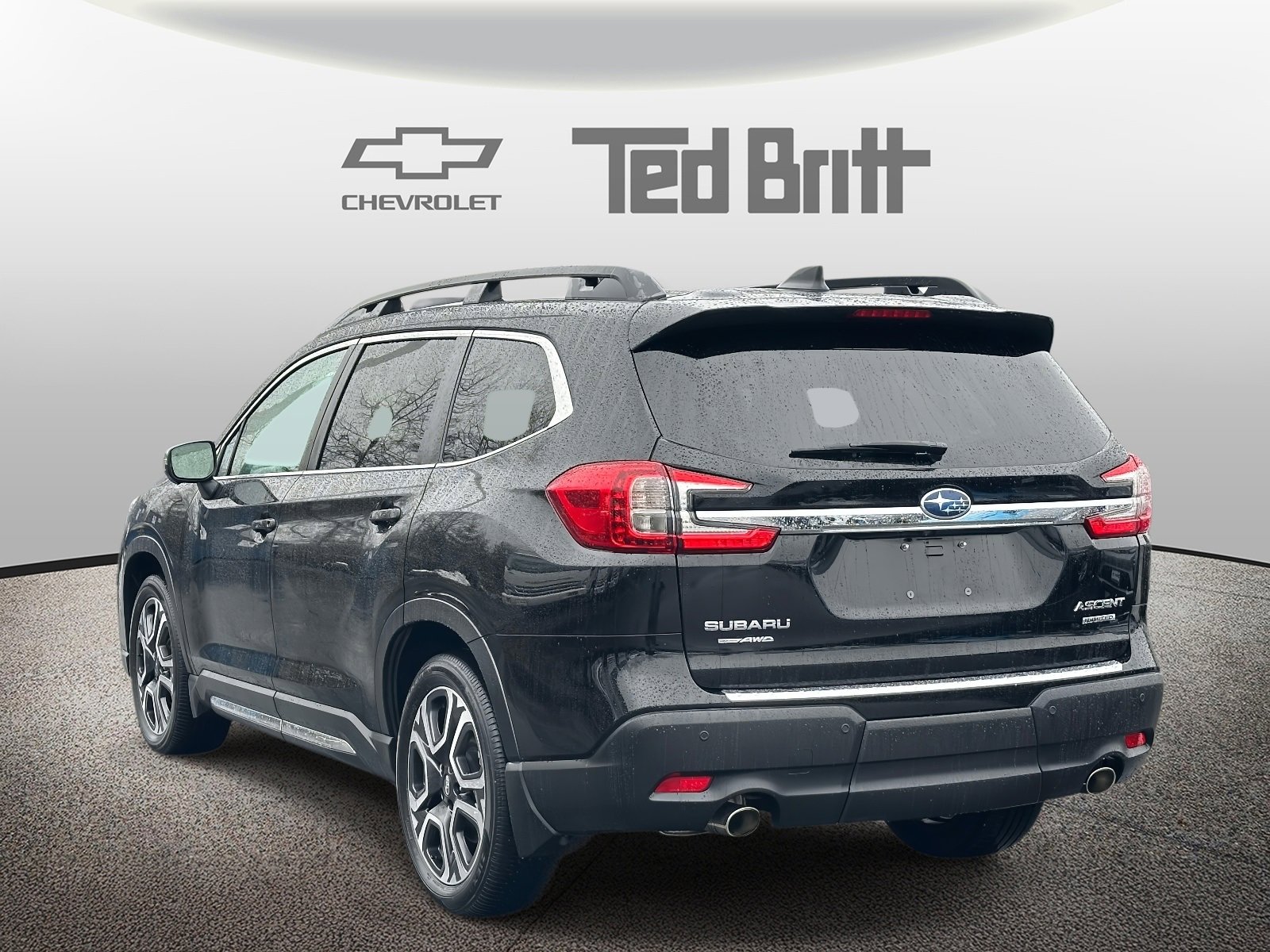 Used 2023 Subaru Ascent Limited w/ Technology Package image 6