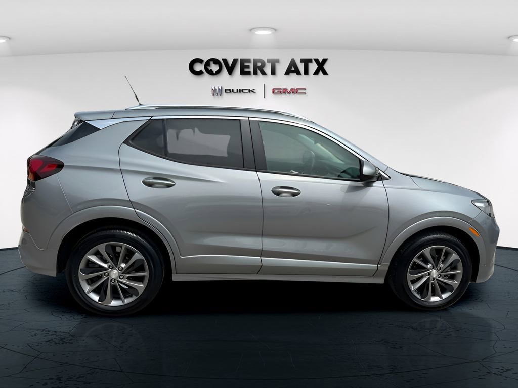 Used 2023 Buick Encore GX Select w/ Sport Touring Package FWD image 8