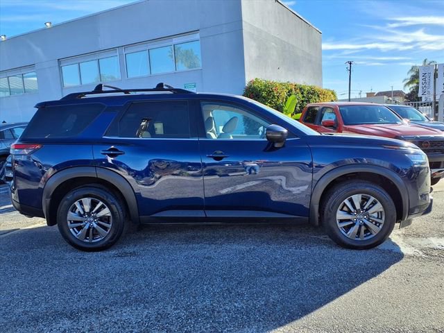 Certified 2022 Nissan Pathfinder SV image 22