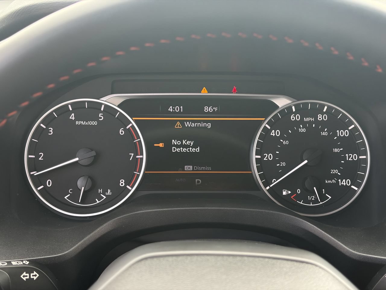 Used 2025 Nissan Rogue SV AWD/4WD image 32