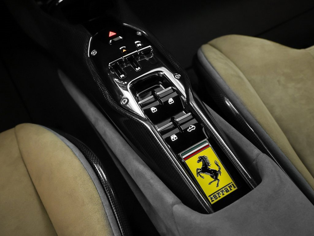 Used 2023 Ferrari 296 GTS image 64