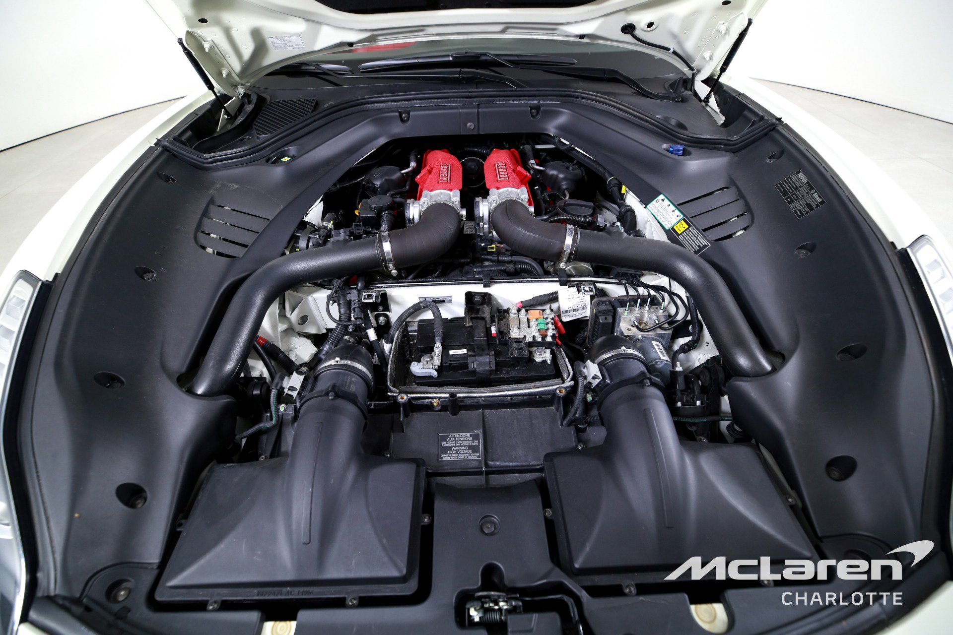 Used 2017 Ferrari California T image 26