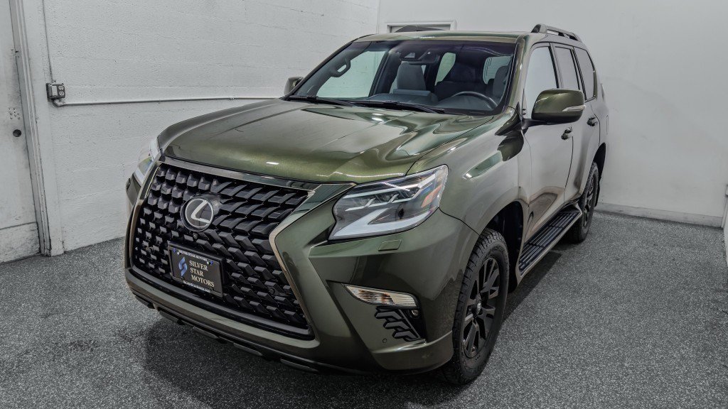 Used 2023 Lexus GX 460 image 4