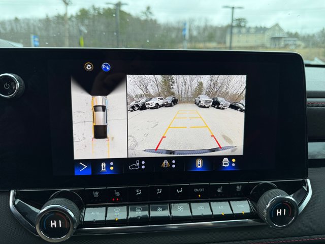 Used 2023 Chevrolet Colorado Z71 w/ Z71 Convenience Package 2 image 21