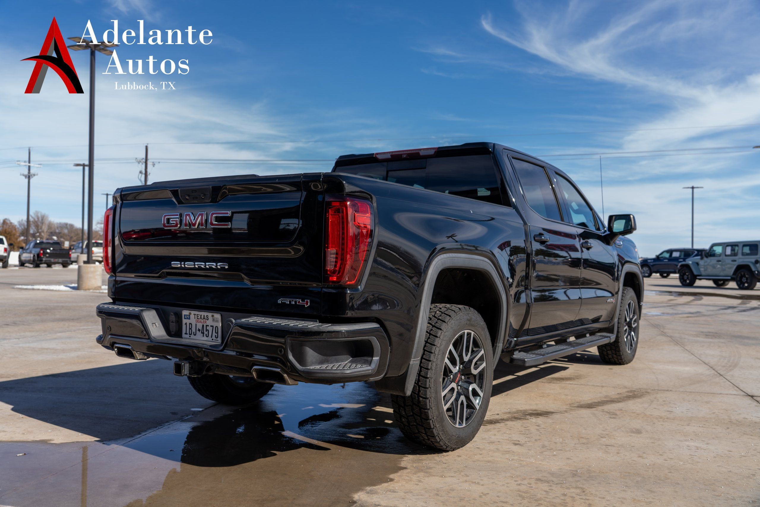 Used 2019 GMC Sierra 1500 AT4 w/ AT4 Premium Package image 3
