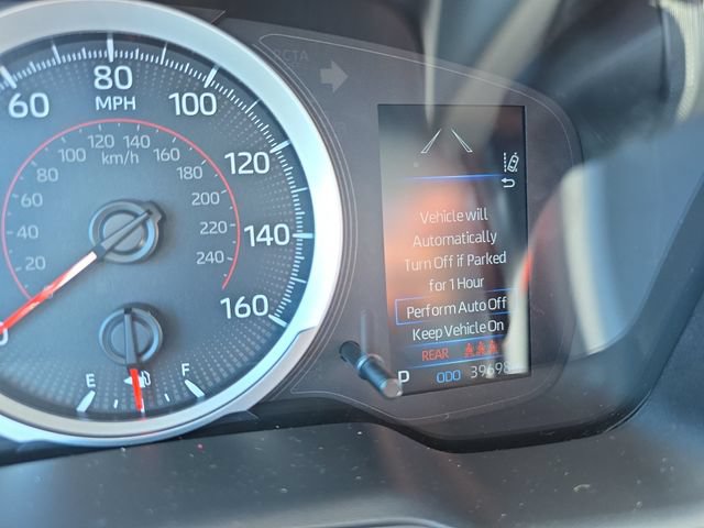Used 2022 Toyota Corolla Cross LE AWD/4WD image 32
