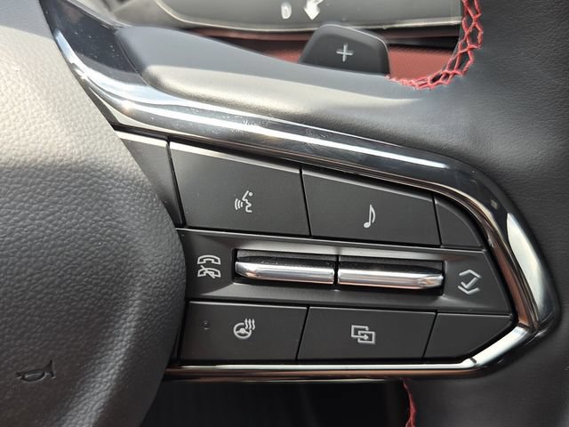 New 2026 Chevrolet Traverse RS w/ LPO, Floor Liner Package AWD/4WD image 18