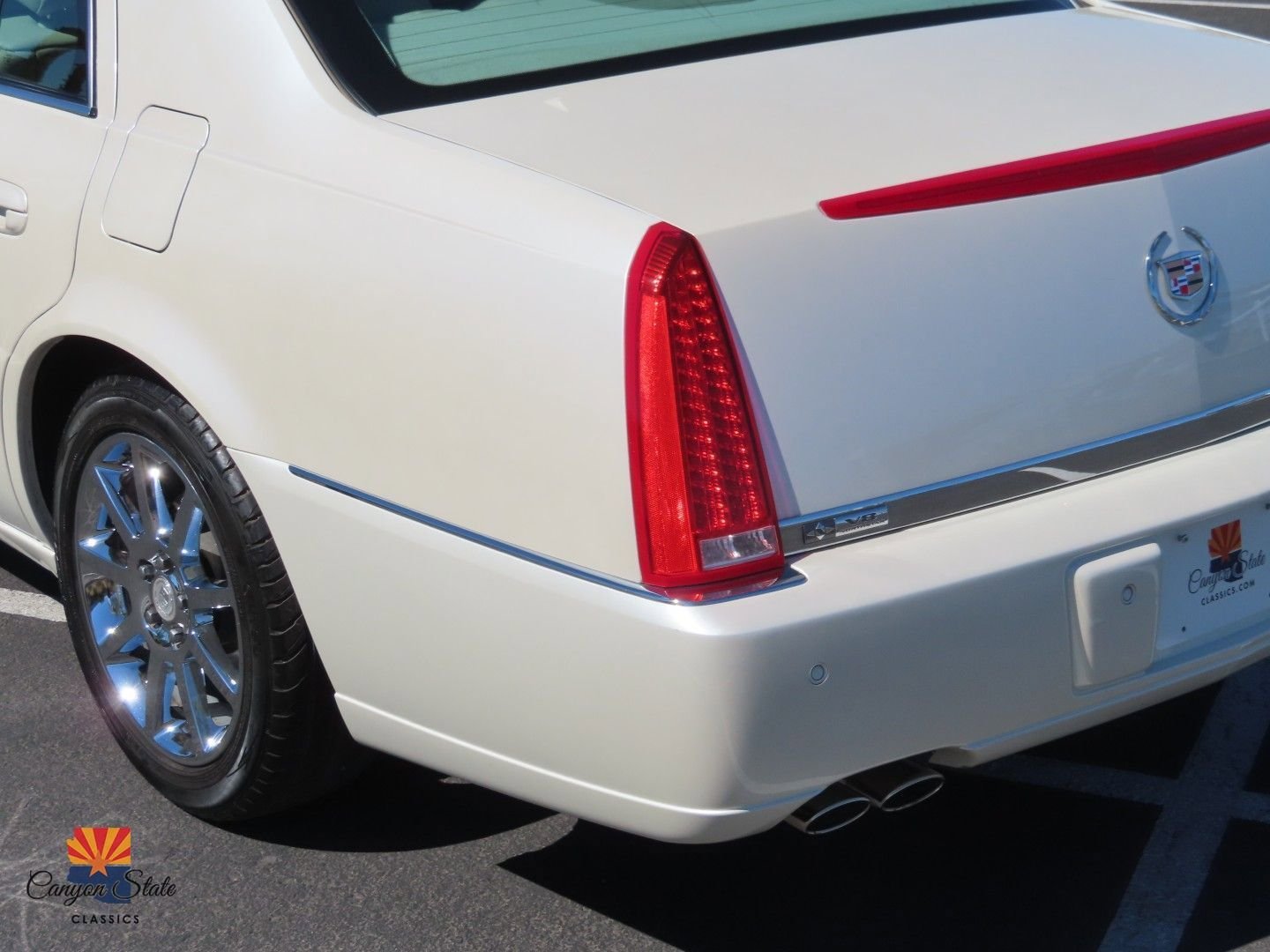 Used 2009 Cadillac DTS image 15
