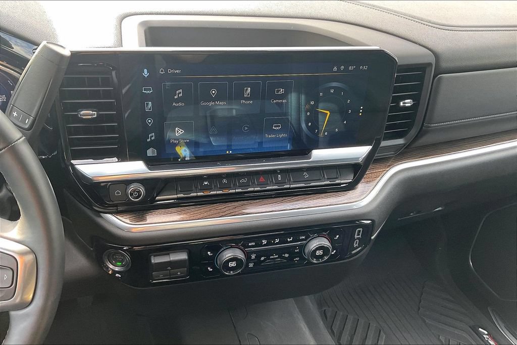 Used 2025 Chevrolet Silverado 1500 RST w/ Z71 Off-Road Package AWD/4WD image 16