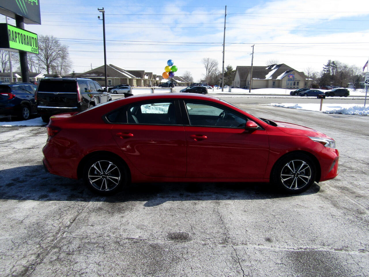 Used 2022 Kia Forte LXS image 8