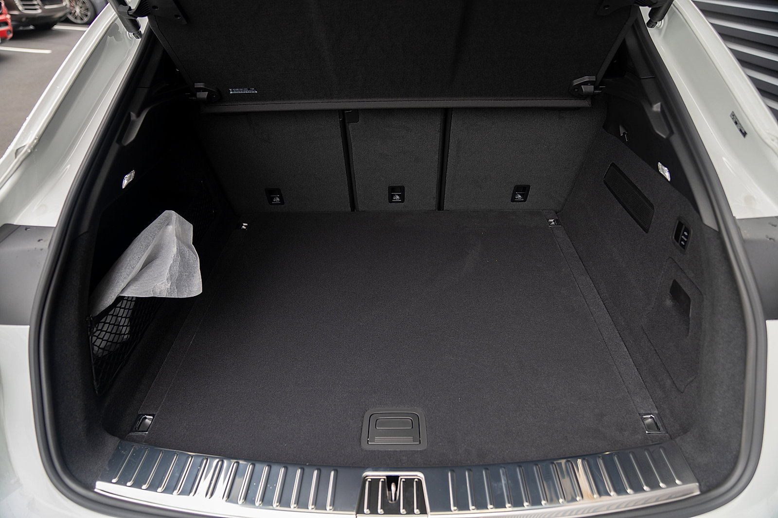 Used 2025 Porsche Cayenne Coupe image 22