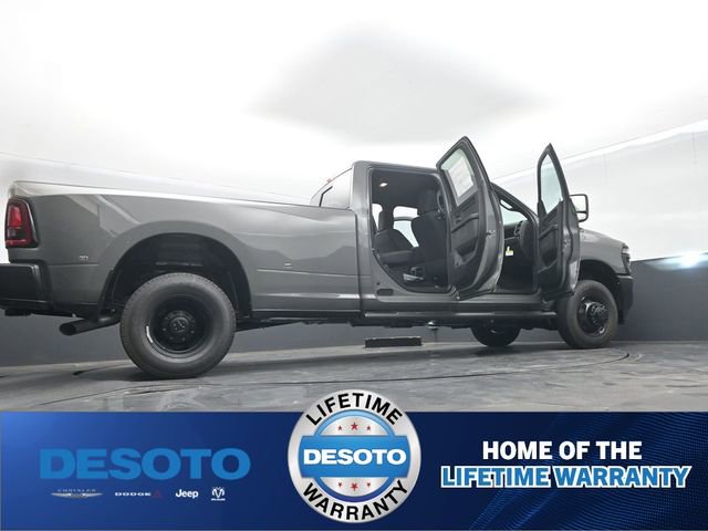 New 2026 RAM 3500 Tradesman AWD/4WD image 73