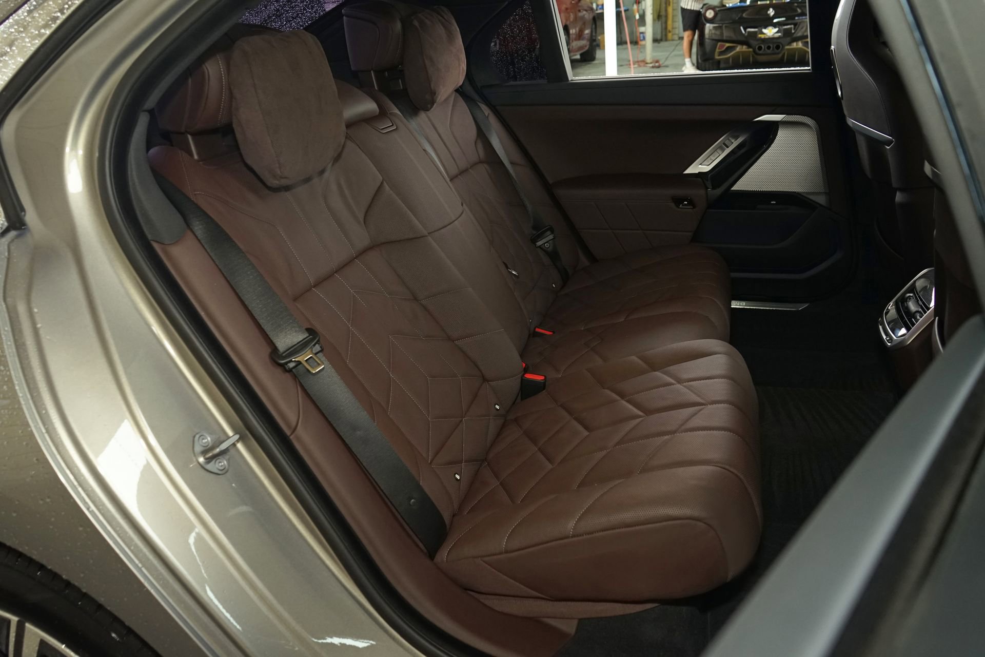 Used 2024 BMW i7 eDrive50 RWD image 21