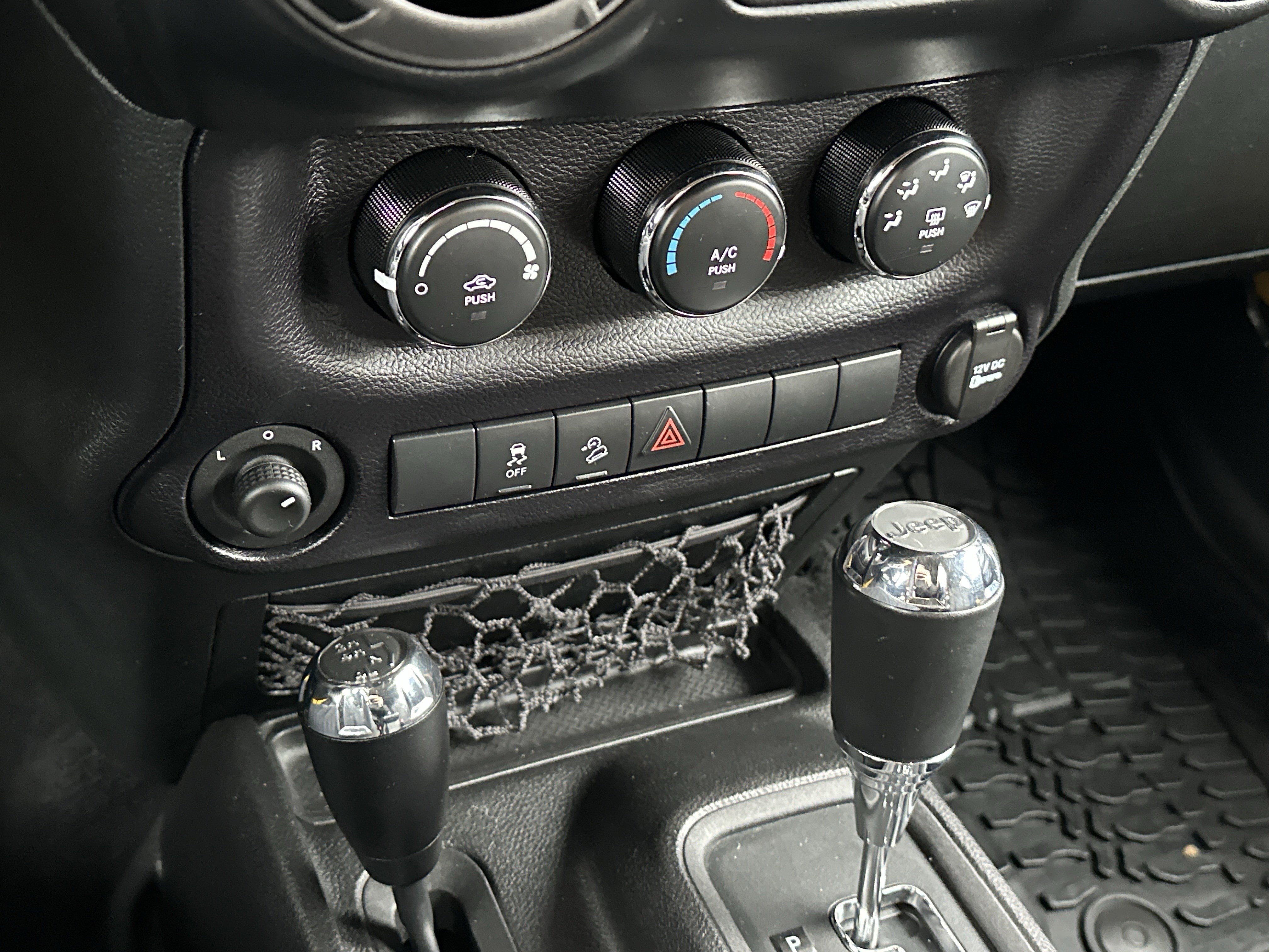 Used 2015 Jeep Wrangler Unlimited Sport w/ Quick Order Package 24S image 23