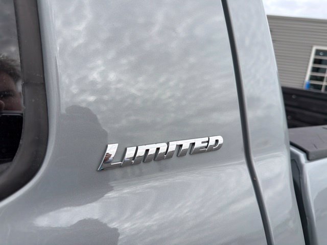 Used 2019 Toyota Tundra Limited AWD/4WD image 24