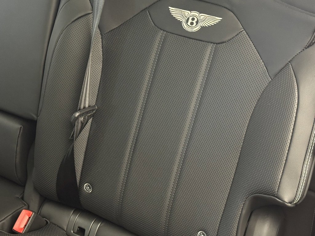 New 2025 Bentley Bentayga image 48