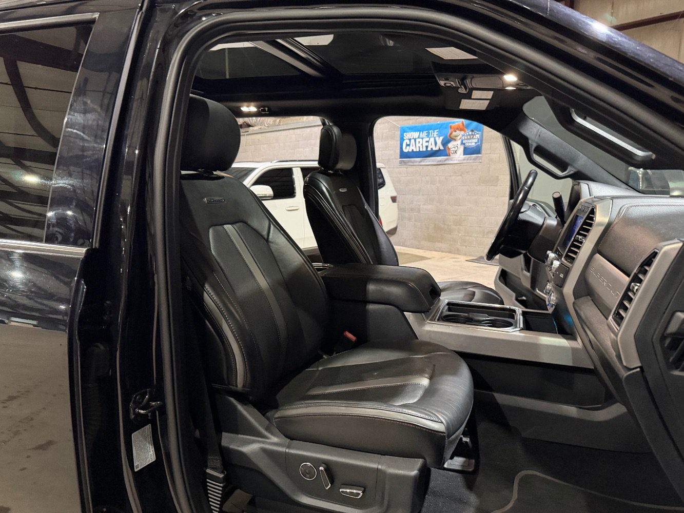 Used 2020 Ford F350 Platinum AWD/4WD image 26