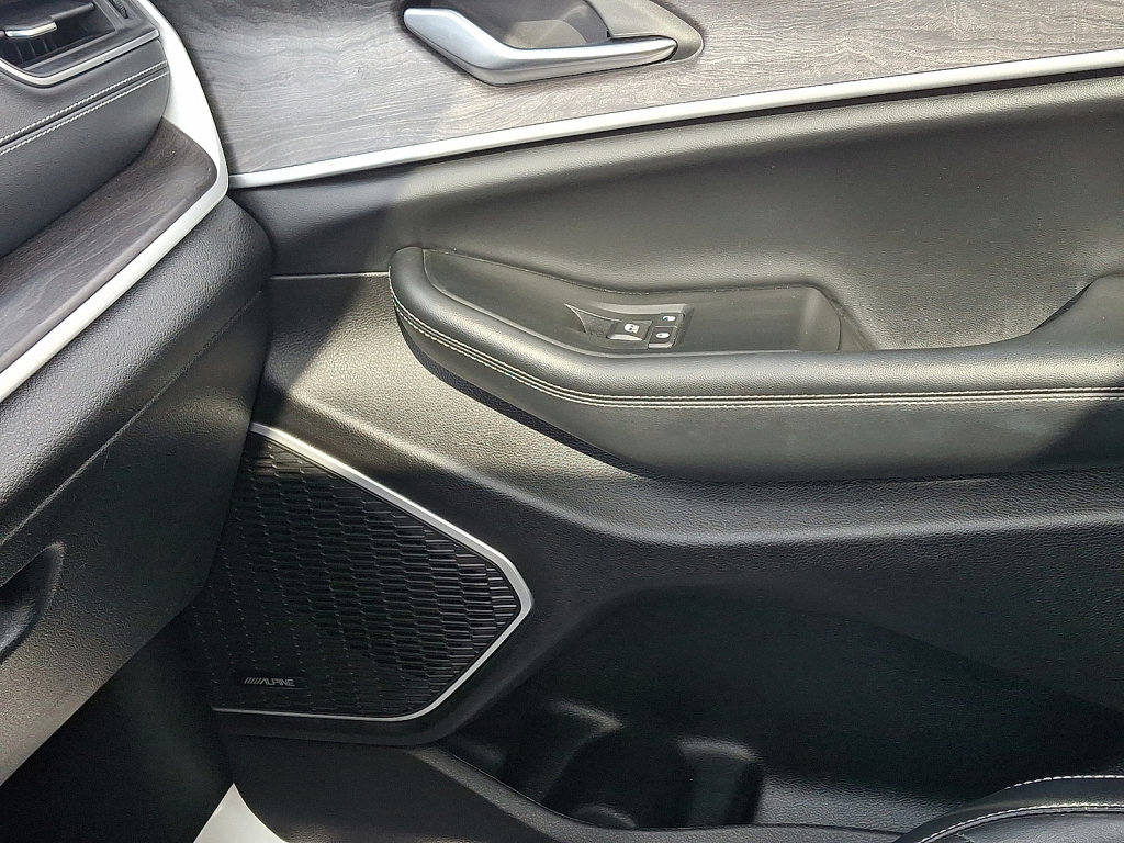 Certified 2022 Jeep Grand Cherokee L Limited image 31