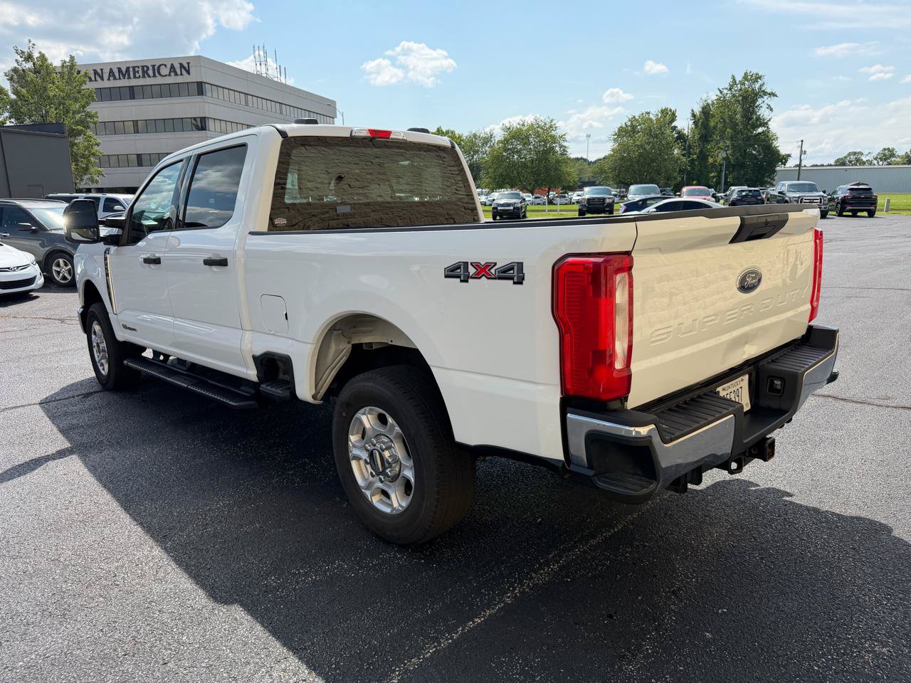 Used 2026 Ford F250 XLT AWD/4WD image 3