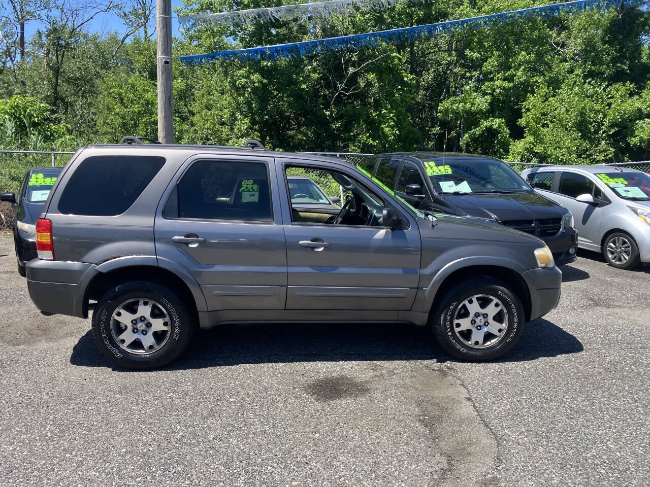 Used 2005 Ford Escape Limited AWD/4WD image 6