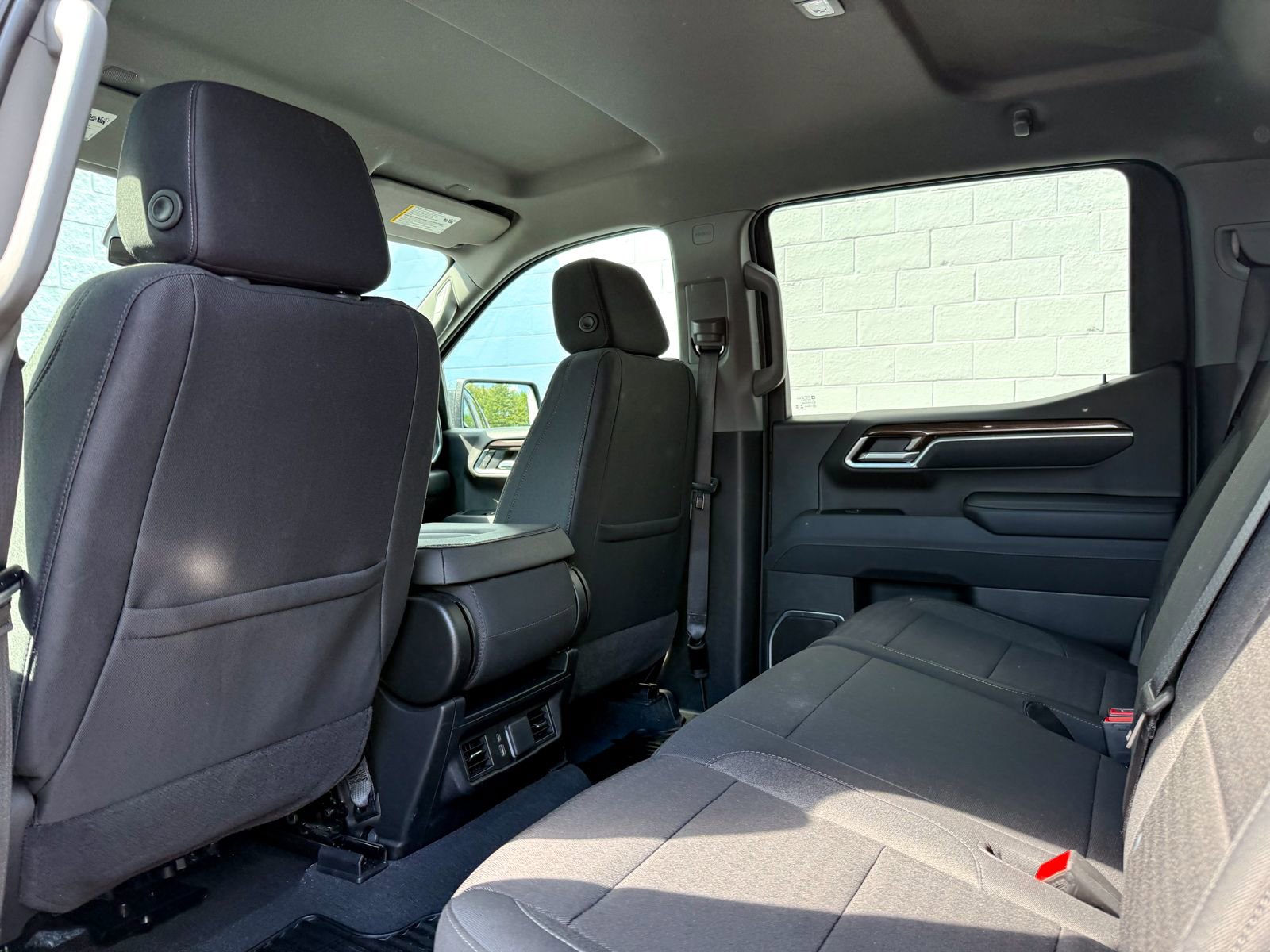 Certified 2026 Chevrolet Silverado 1500 LT AWD/4WD image 33
