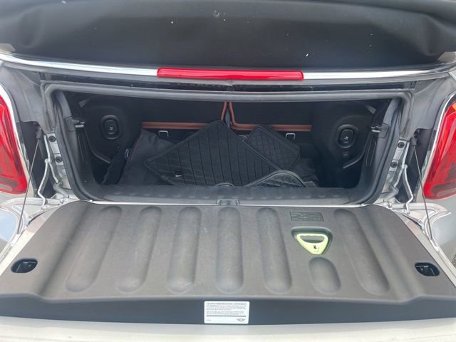 Used 2023 MINI Cooper S w/ Signature Upholstery Package image 31