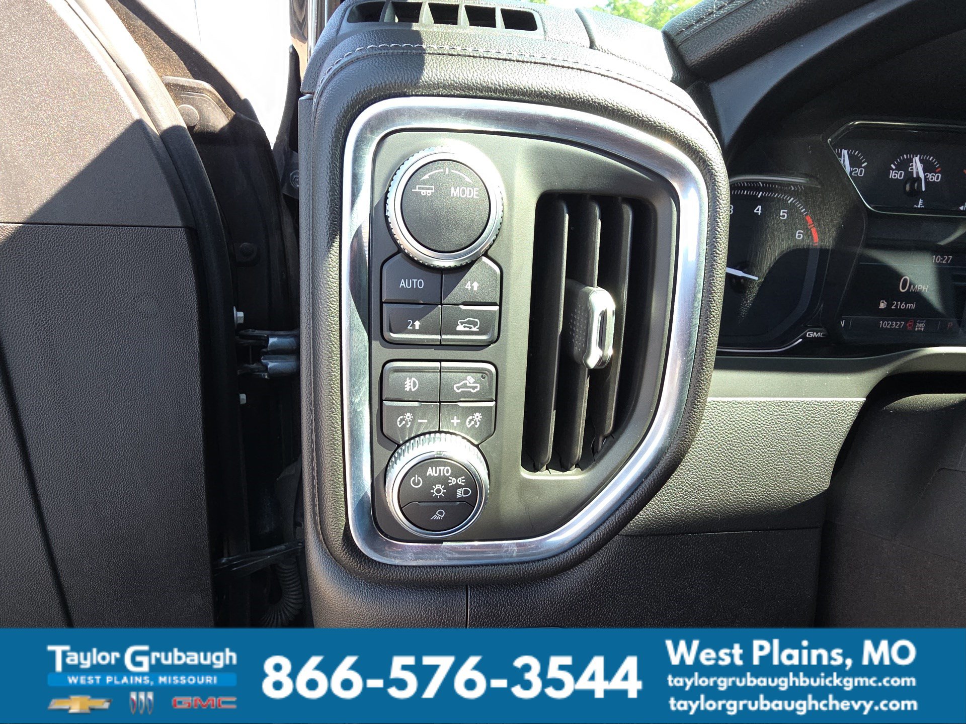 Used 2020 GMC Sierra 1500 SLT AWD/4WD image 22