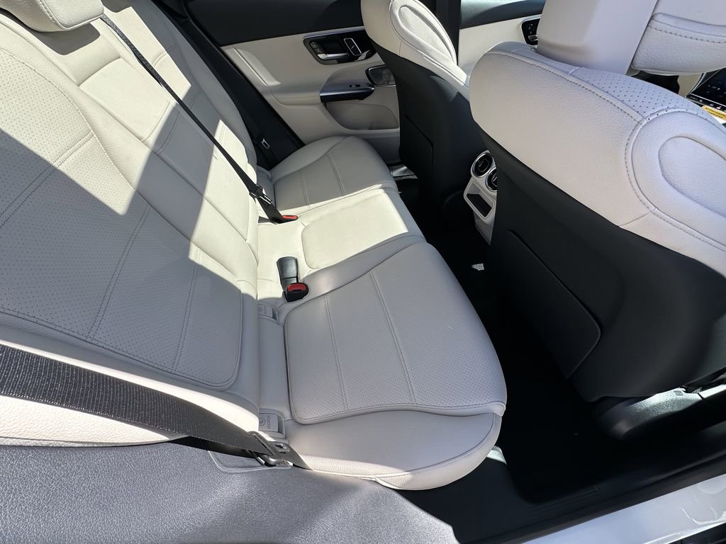 New 2026 Mercedes-Benz GLC 300 4MATIC image 18