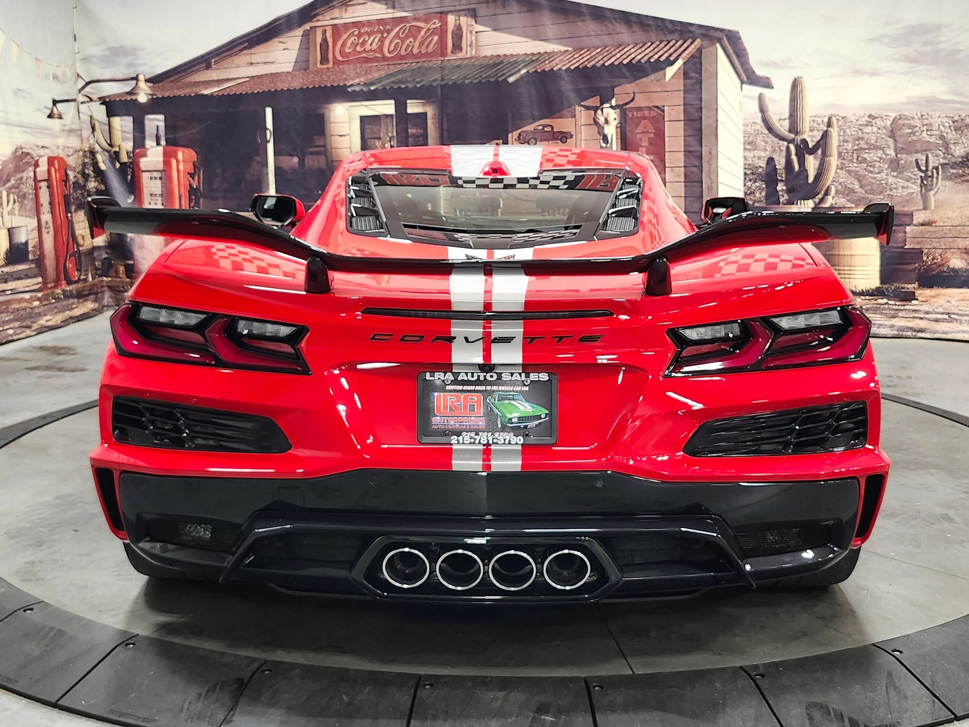 Used 2023 Chevrolet Corvette Z06 w/ Z07 Performance Package RWD image 6