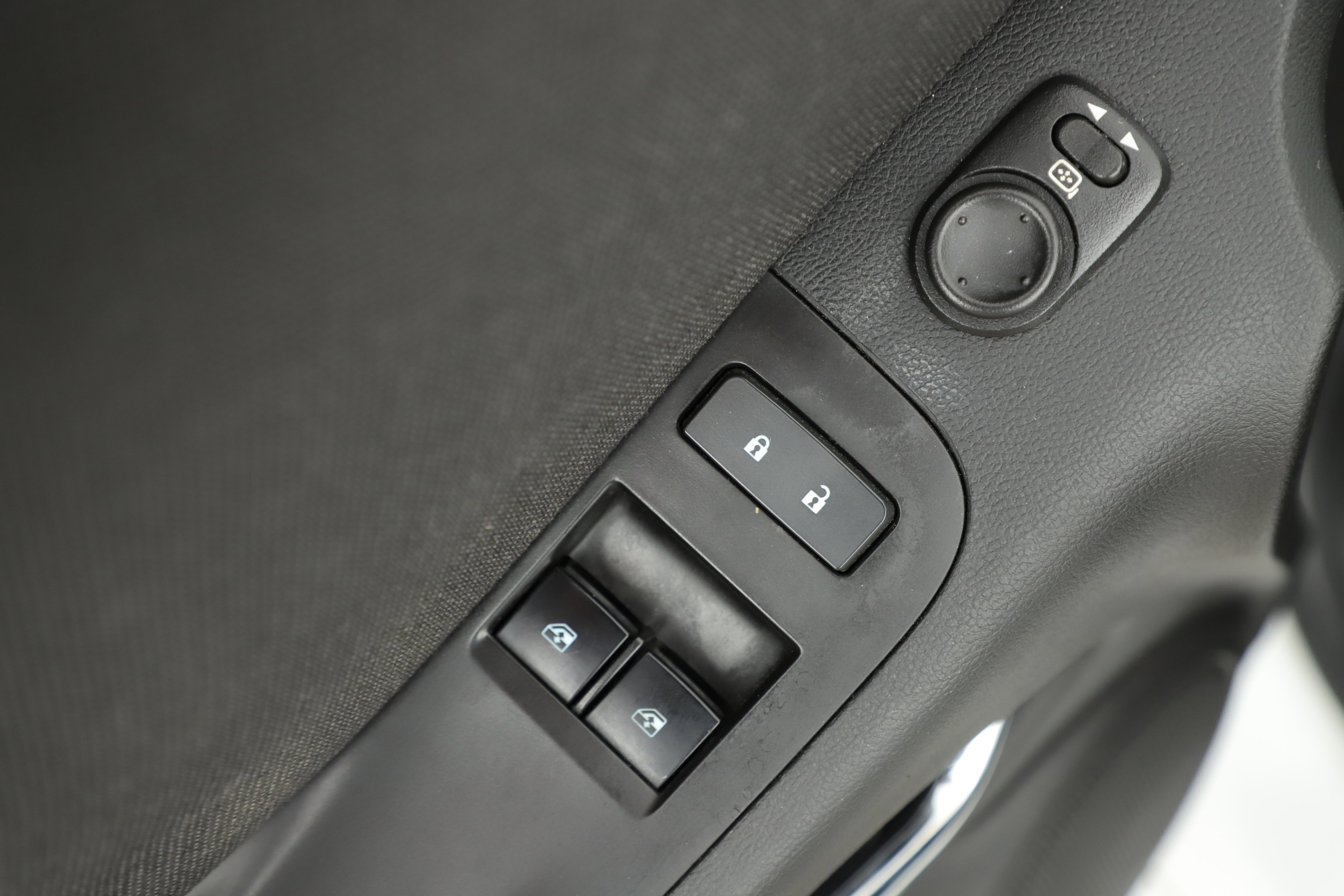 Used 2012 Chevrolet Camaro LT w/ RS Package image 10