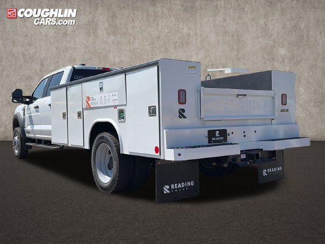 New 2026 Ford F550 4x4 Crew Cab image 6