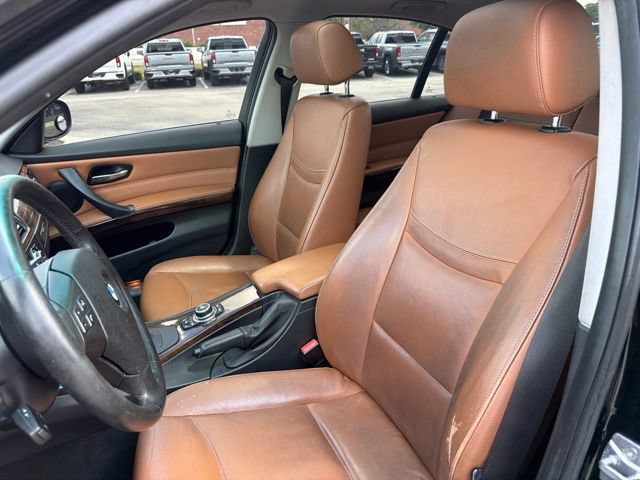 Used 2011 BMW 335i xDrive Sedan AWD/4WD image 19