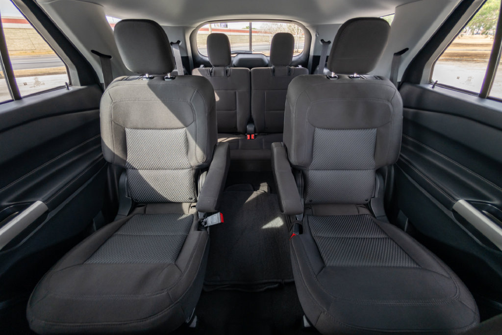Certified 2023 Ford Explorer XLT RWD image 17