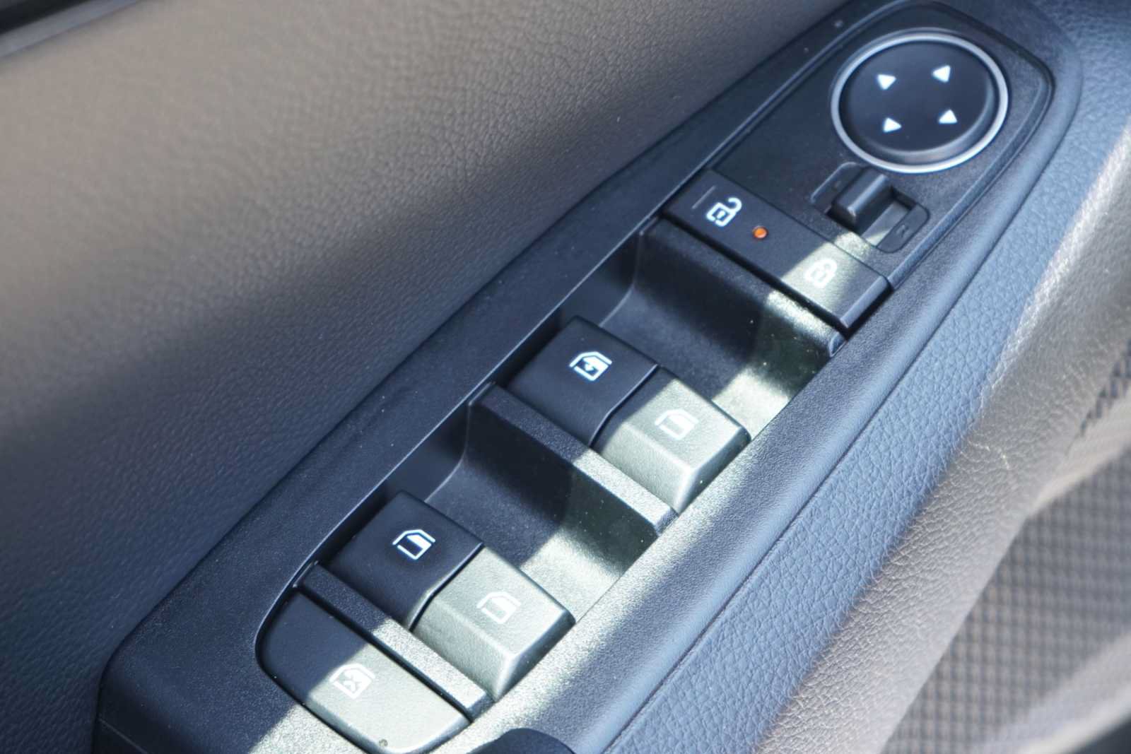 Certified 2024 Kia Seltos X-Line AWD/4WD image 18