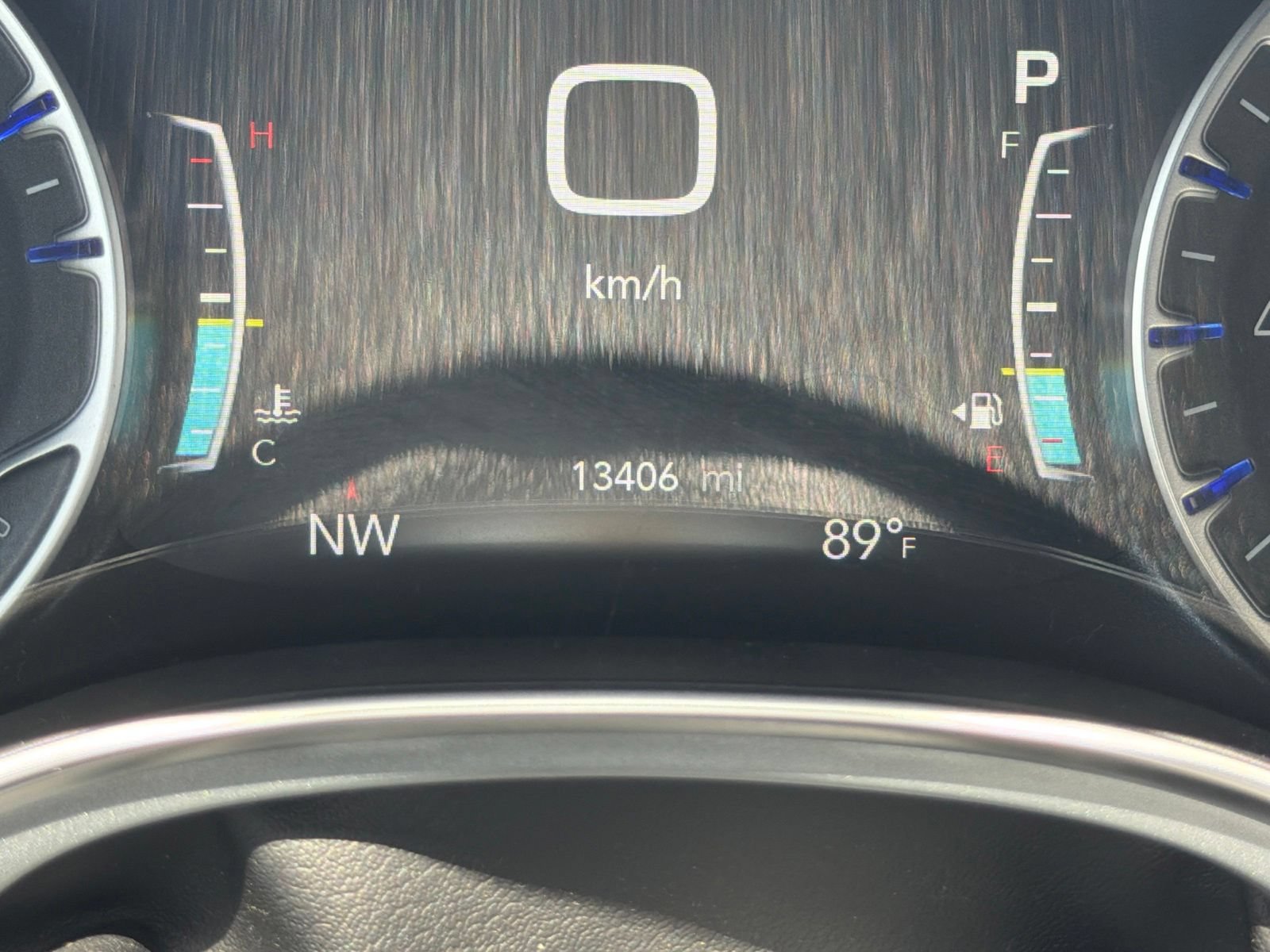 Used 2026 Chrysler Pacifica Limited FWD image 25