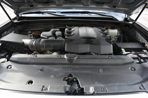 Used 2014 Toyota 4Runner SR5 Premium image 30