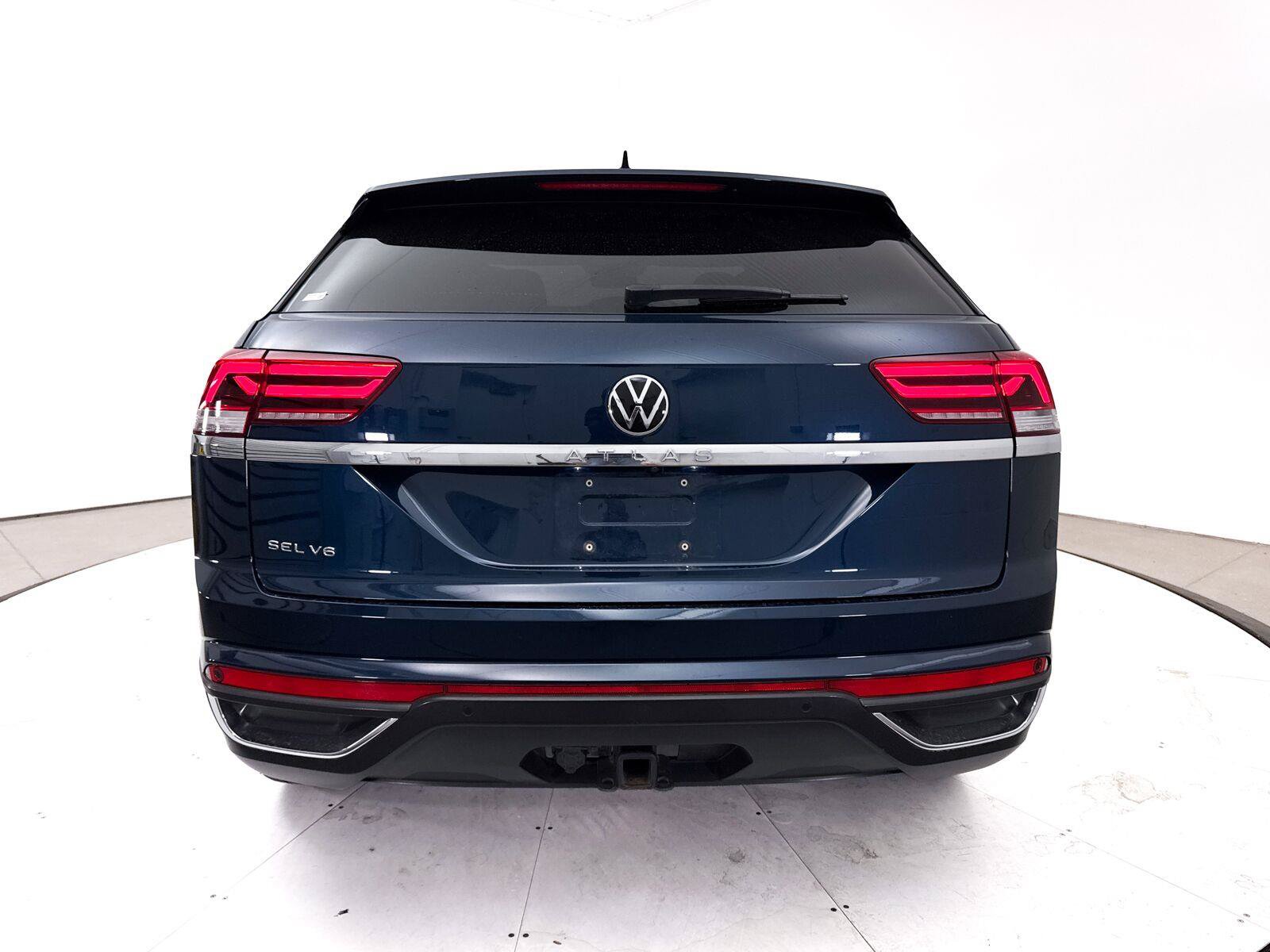 Used 2020 Volkswagen Atlas Cross Sport SEL FWD image 15