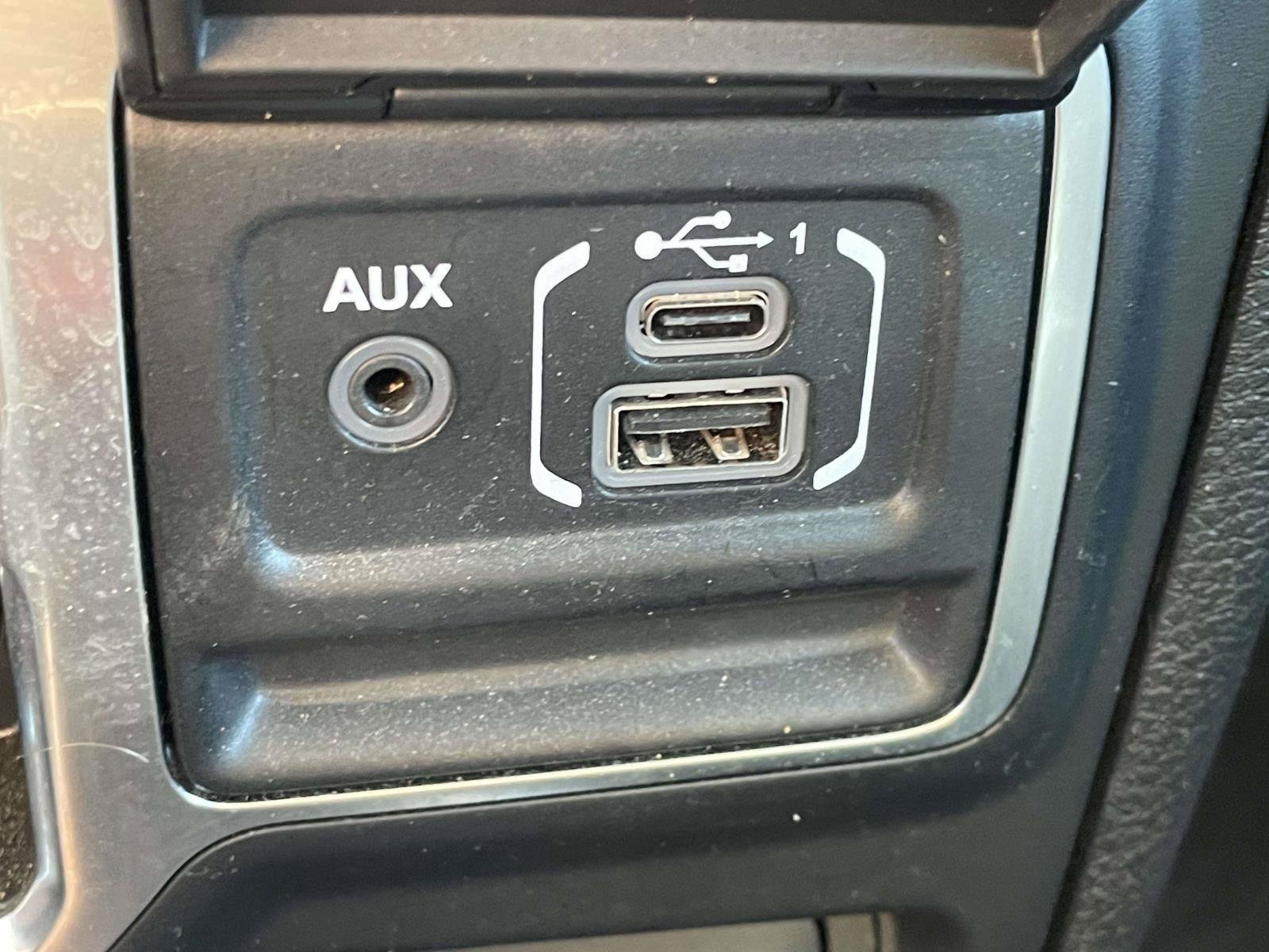 Certified 2024 Jeep Gladiator Sport AWD/4WD image 21
