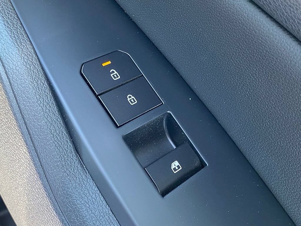 New 2026 Kia Sportage EX FWD image 27